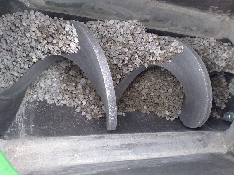 transportor elicoidal placat cu bazalt